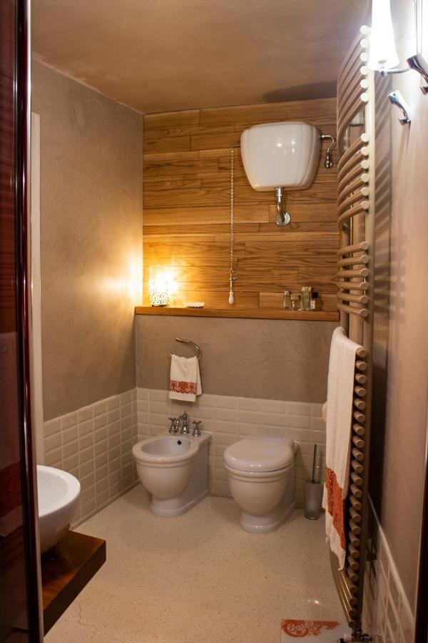 Amata Casa Apartment Muro Leccese Bagian luar foto