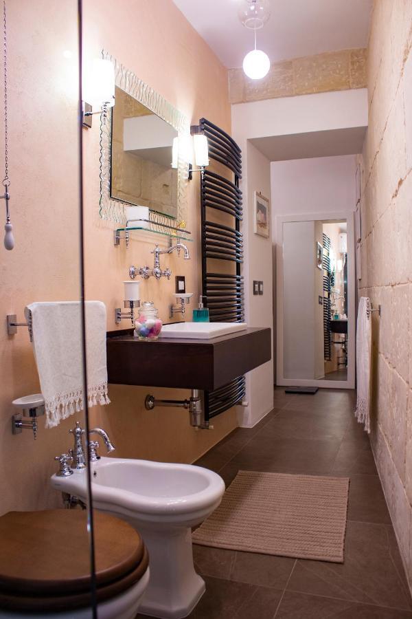 Amata Casa Apartment Muro Leccese Bagian luar foto